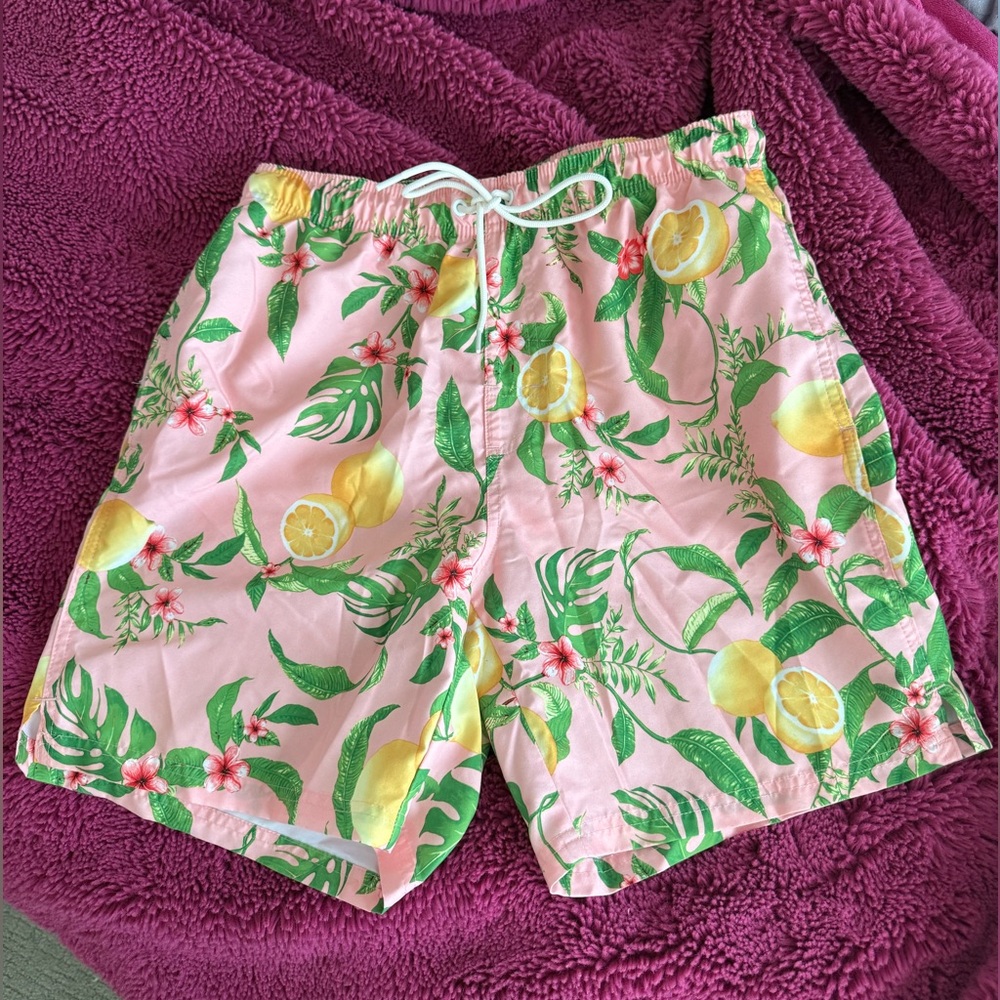 Old Navy Men’s Printed Swim Trunks | 7” Inseam | M